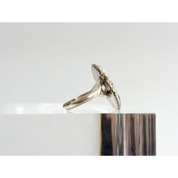 Navajo Mother of Pearl Inlay Leaf 925 Sterling Silver Vintage Ring - sz 7.25 - Picture 3 of 14